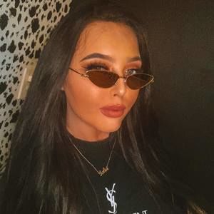 Meet your Posher, Madison